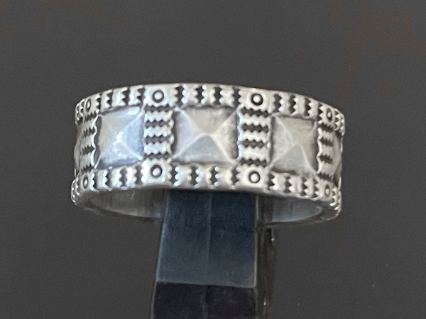 Classic Chisel Work Coin Silver Band Ring by Quaid Shorty/リング