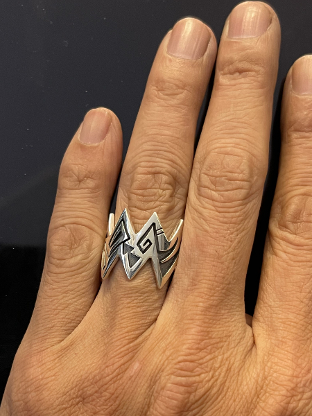 Zig Zag Ring by Philbert Poseyesvaリングサイズ18号〜(アジャスタブルサイズバージョン） [ロングブランチ  ウェッブストア]