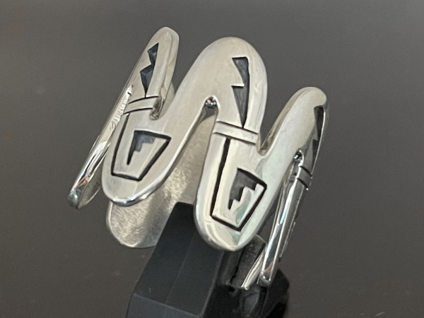 Zig Zag Ring by Philbert Poseyesvaリングサイズ23号 Zig Zag Ring by Philbert Poseyesvaリングサイズ23号
