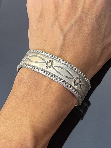 Ingot Silver Stamped Flat Sheet Bracelet by Buffalo/サイズXL